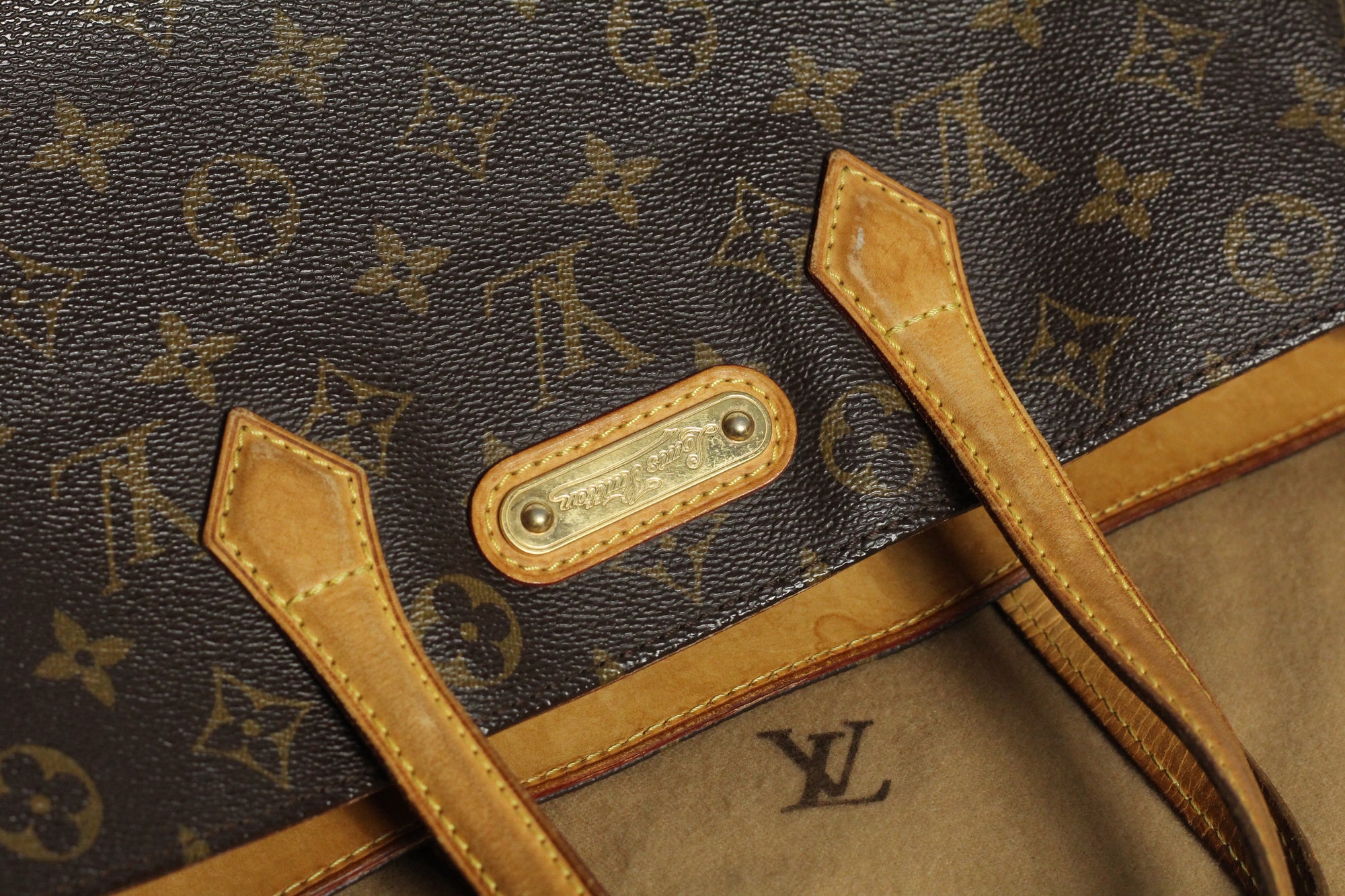 Louis Vuitton Wilshire PM