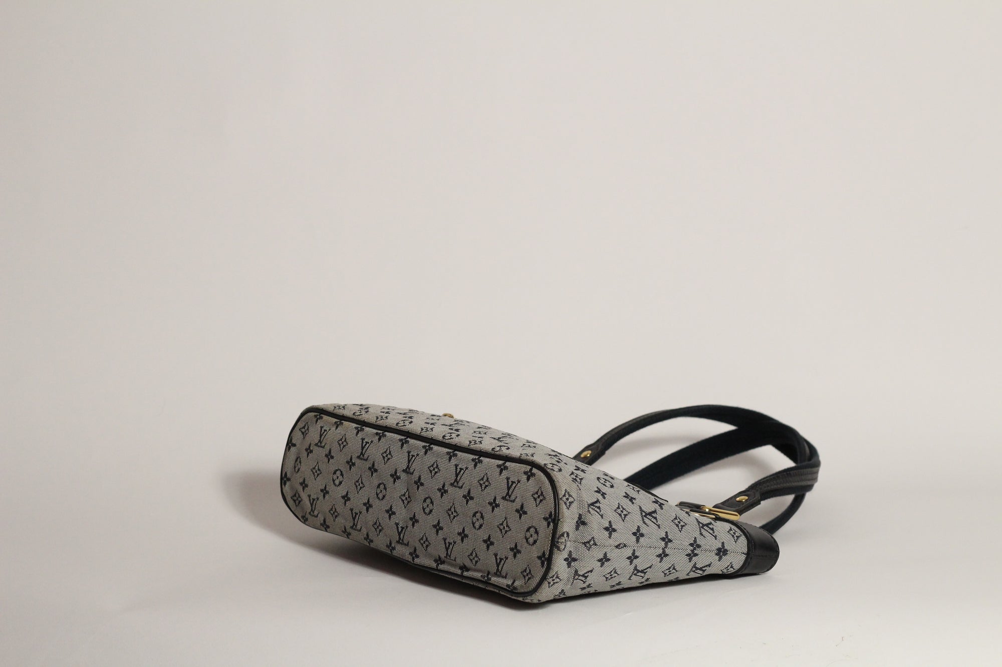 Louis Vuitton Mini Lucille PM