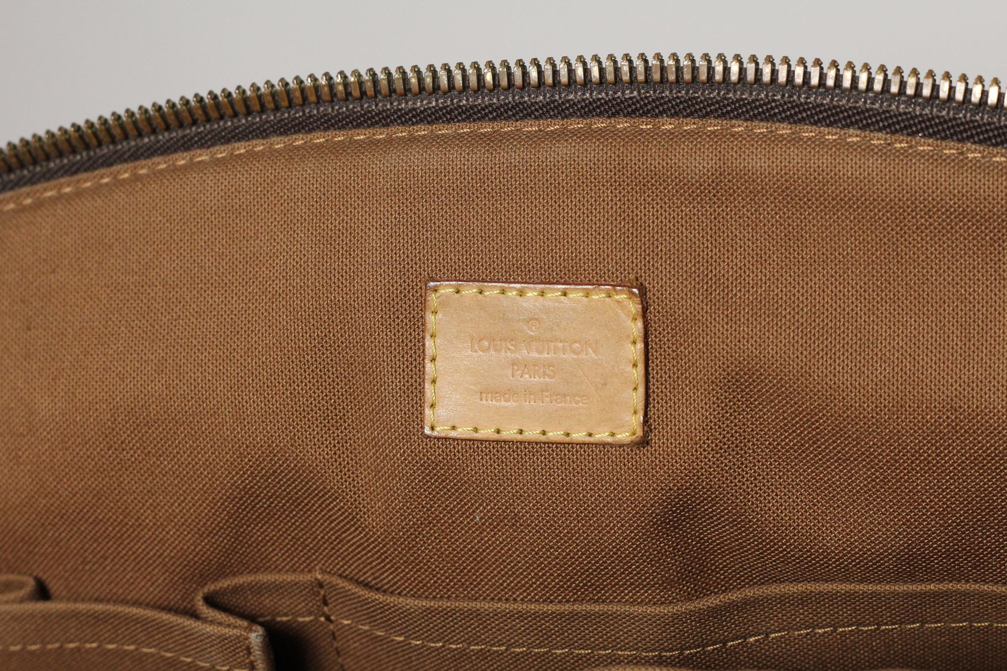 Louis Vuitton Tivoli GM