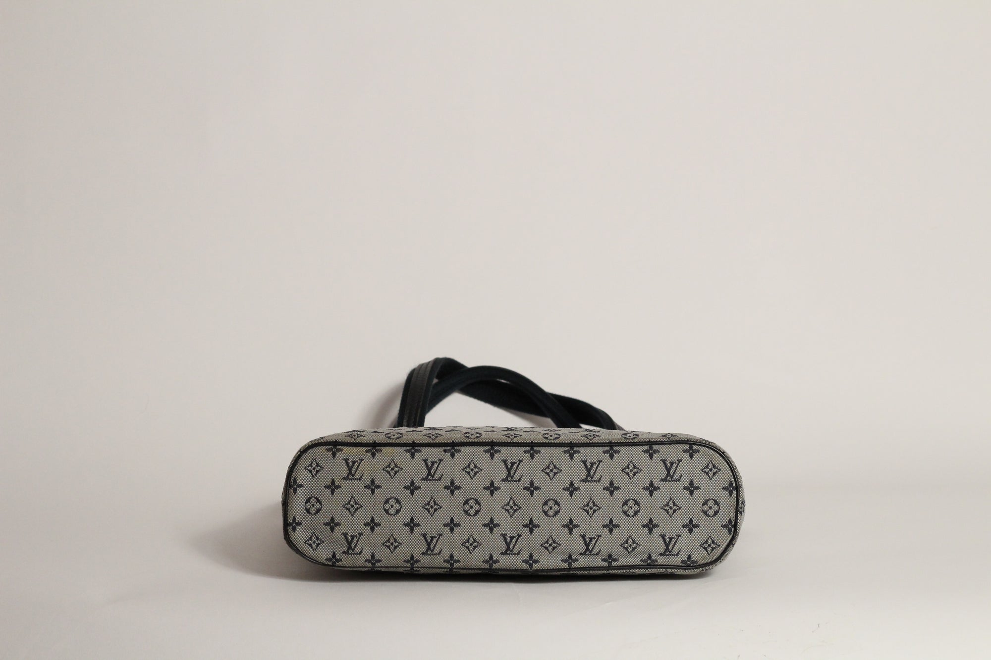 Louis Vuitton Mini Lucille PM