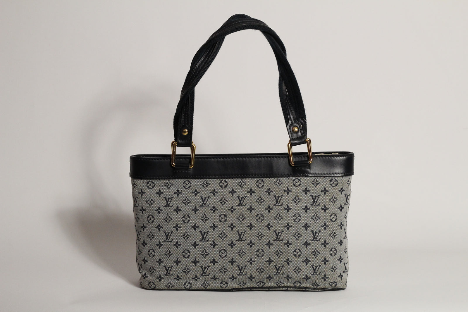 Louis Vuitton Mini Lucille PM
