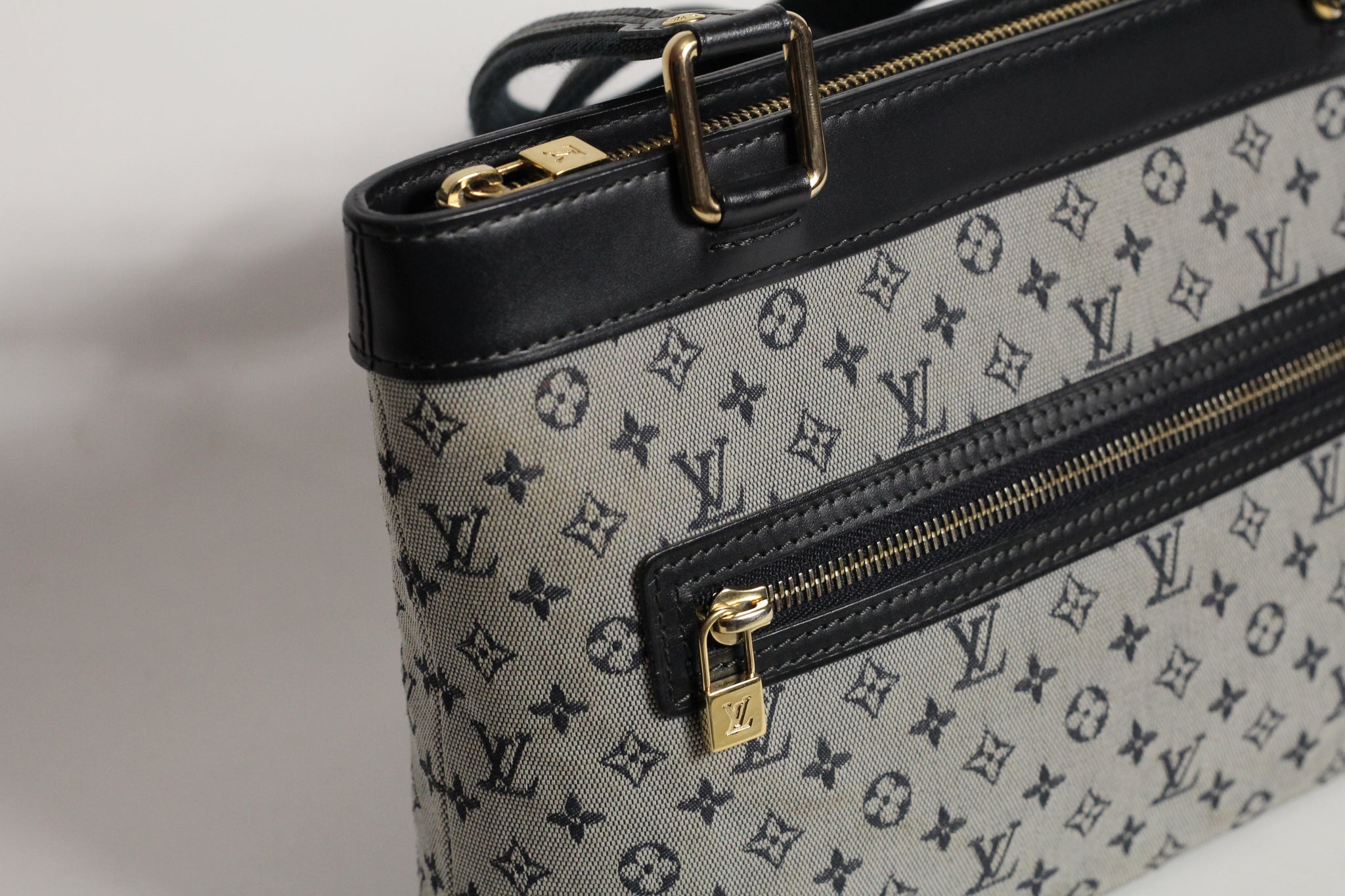 Louis Vuitton Mini Lucille PM