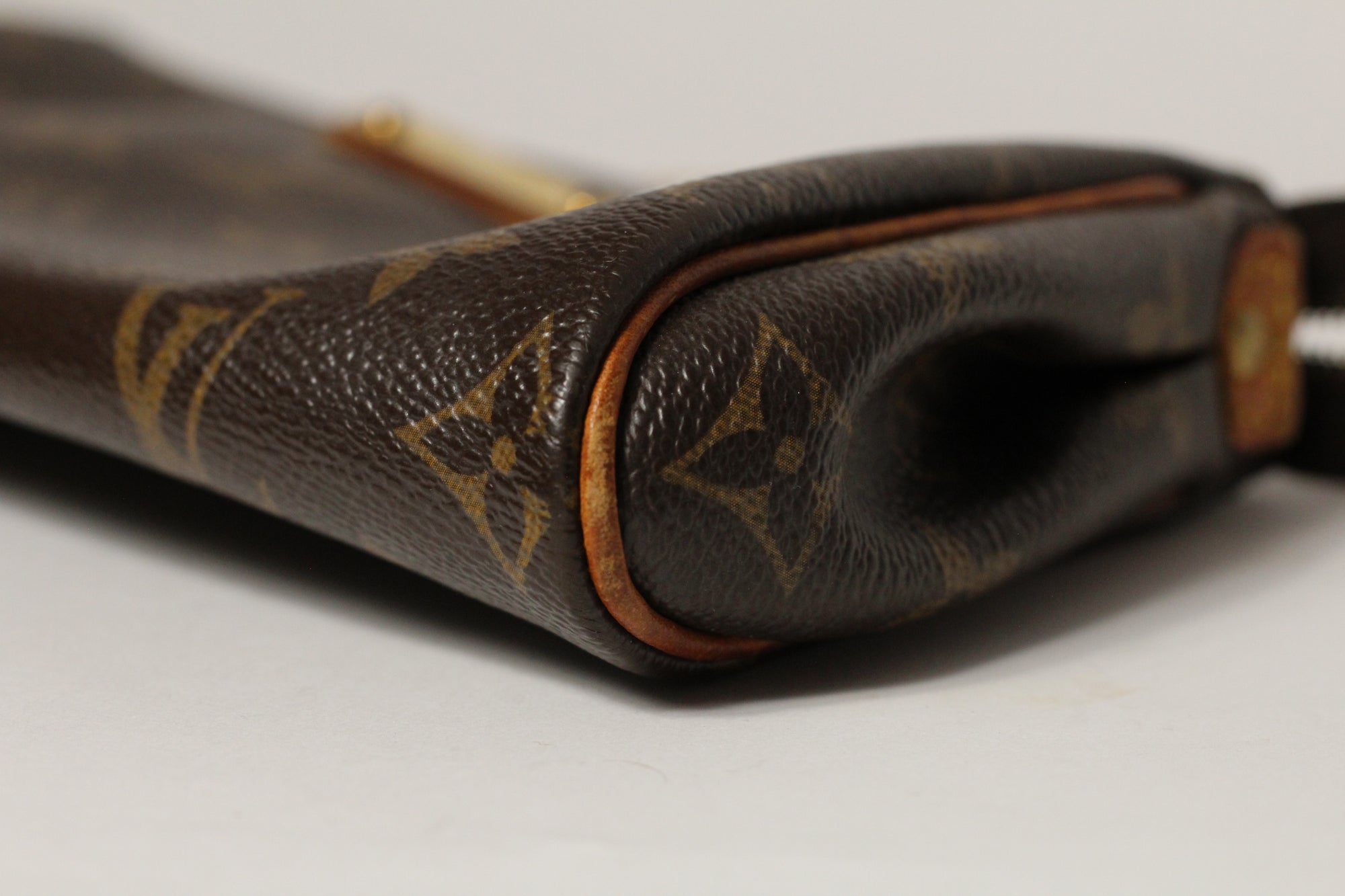 Louis Vuitton Eva Pochette