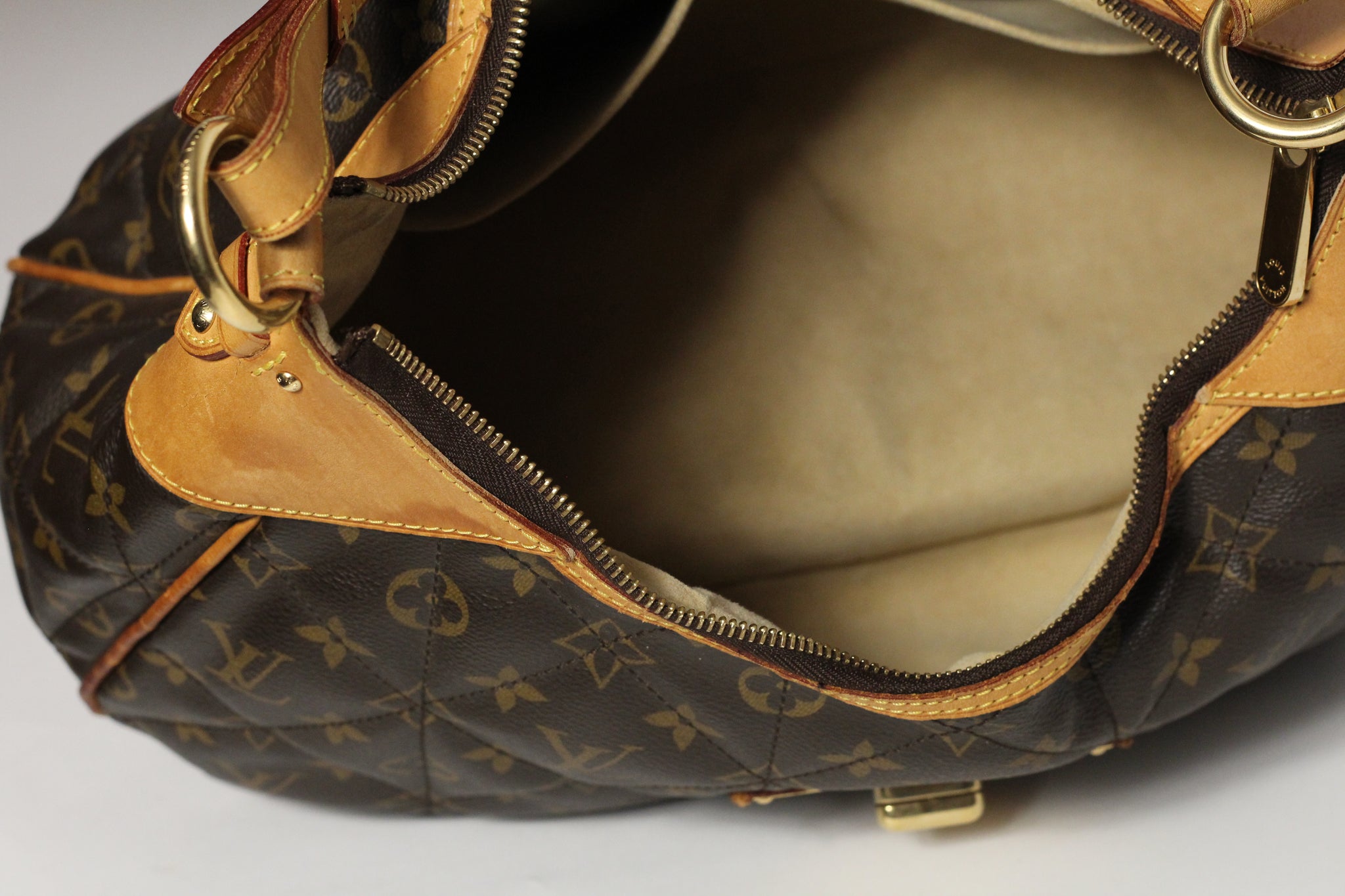 Louis Vuitton Etoile City