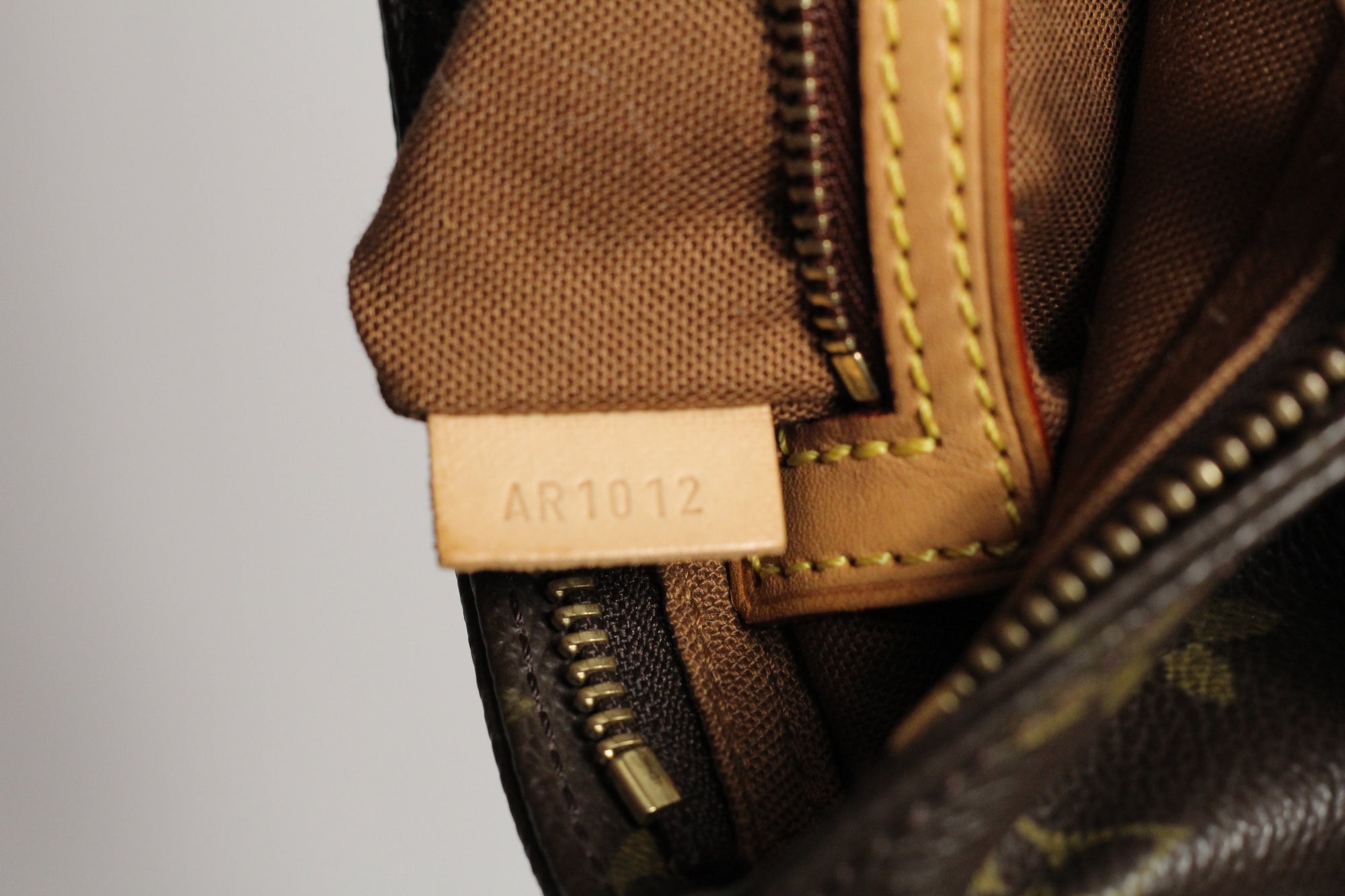 Louis Vuitton Trotteur